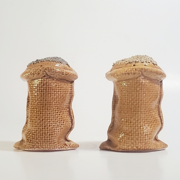 Salt & Pepper Vintage Ceramic Burlap Sack Shaker Set by "Our Own Import" Japan - Picture 3 of 10